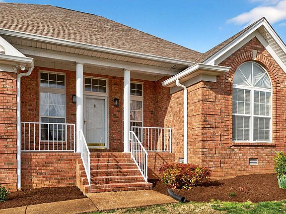 3rd image of 112 Covington Bnd
