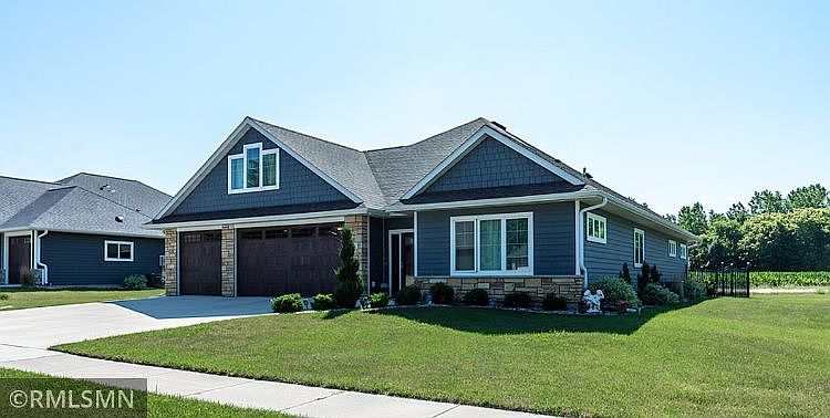 1st image of 105 Creekside Dr