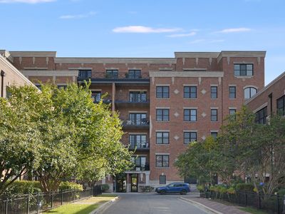 2811 N Bell Ave UNIT 405, Chicago, IL, 60618