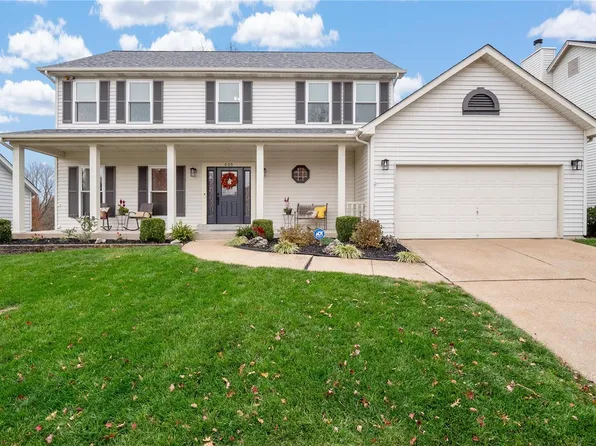 636 Highland Glen Dr, Ballwin, MO 63021
