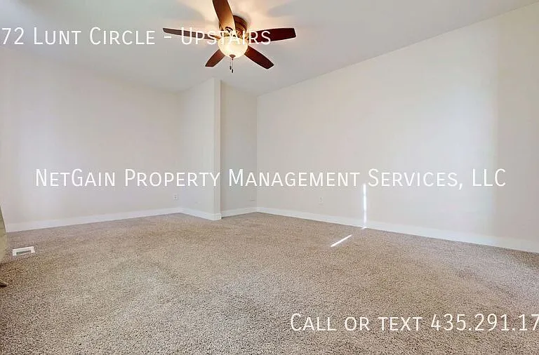 1172 Lunt Cir #UPSTAIRS — Photo 12