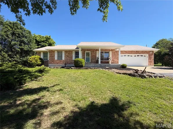 5310 English Rd, Farmington, MO 63640