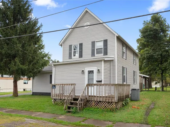 614 E South St, Mascoutah, IL 62258