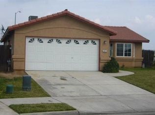 1977 Truman Dr, Madera, CA