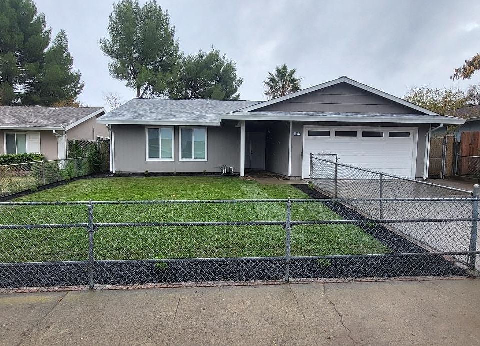 1st image of 3812 Bainbridge Dr