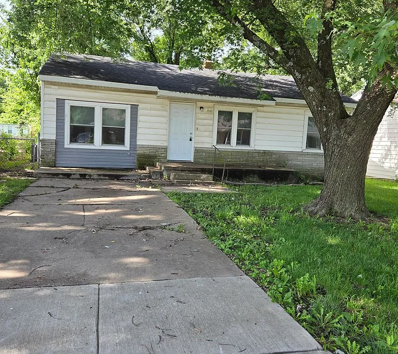 1510 W Lynn St