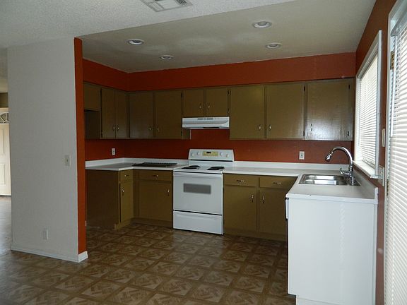 4th image of 4737 W Villa Rita Dr