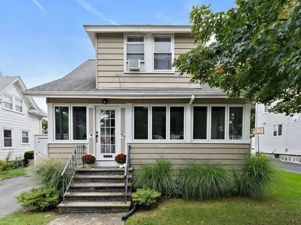77 Bromfield St, Quincy, MA 02170