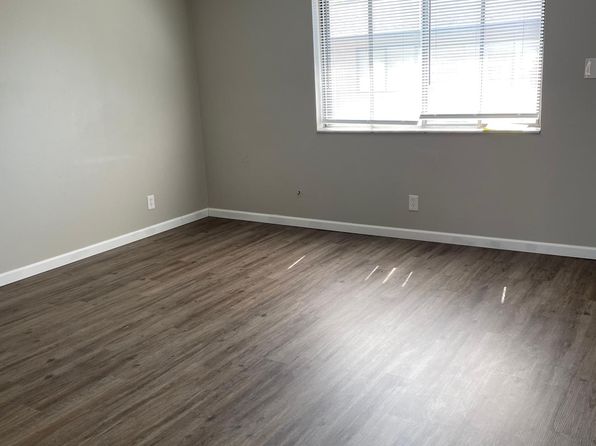 1810 August St #6, Granite City, IL 62040