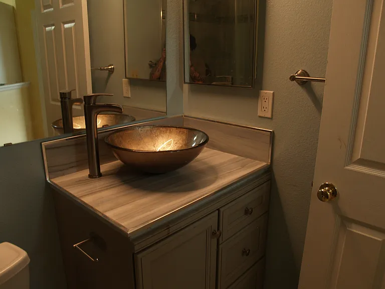 2419 S Gray Dr — Photo 44