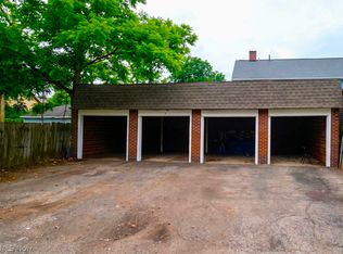 3452 Bosworth Rd, Cleveland, OH 44111