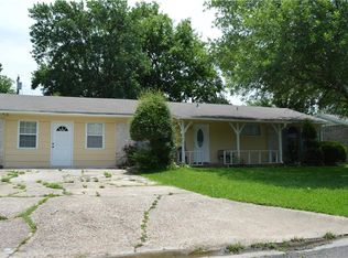 1121 Lemon Dr, Sulphur Springs, TX 75482