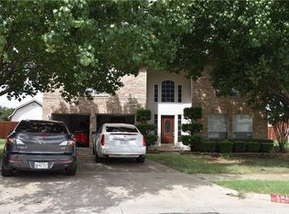 1918 Roselle Ct, Arlington, TX 76018