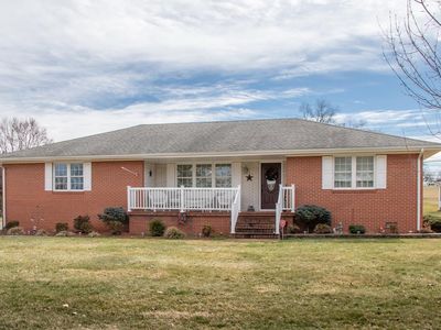 615 S Monte Vista Dr, Glade Spring, VA, 24340
