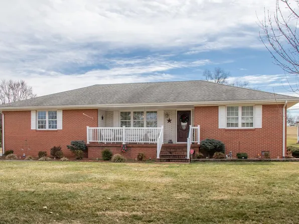 615 S Monte Vista Dr, Glade Spring, VA 24340