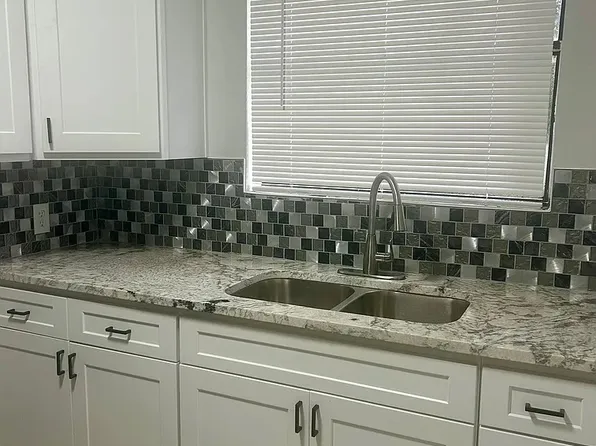 2979 Downing St #1, Jacksonville, FL 32205