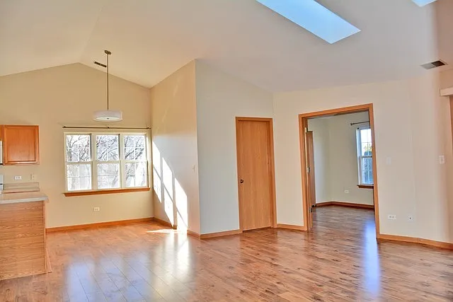 2 bed, 1240 sqft, $2,275 — Photo 4