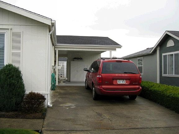 2nd image of 1918 Harrison Ave Unit 45