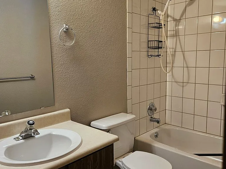 2 bed/1bath — Photo 15