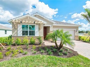 260 Tamarindo Ln, Naples, FL 34114