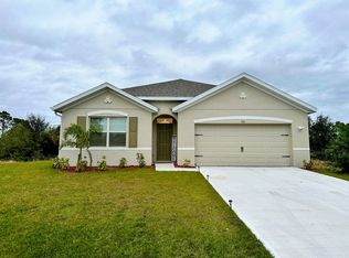 583 Fredericksburg St SW, Palm Bay, FL 32908