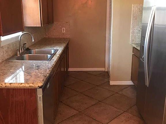 5th image of 12114 Braewick Dr