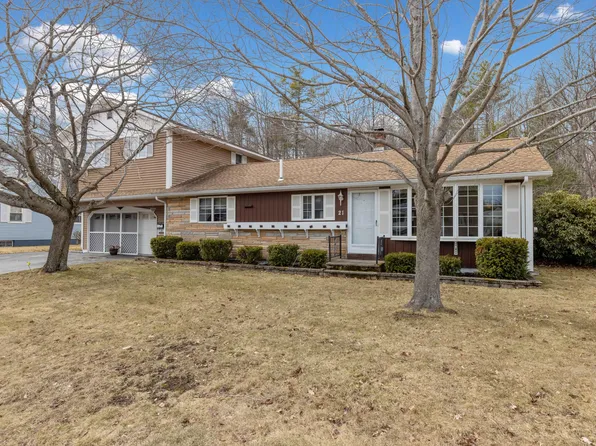 21 Bernard Avenue, Biddeford, ME 04005