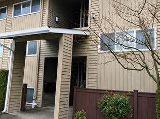 725 9th Ave S APT 108, Kirkland, WA 98033