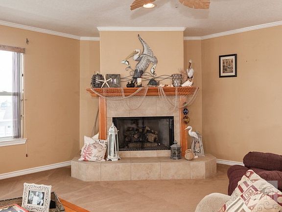 3rd image of 16601 Flamingo Way