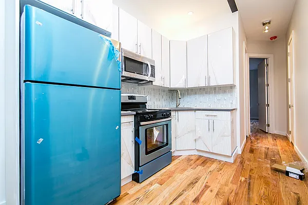 Rented by Nooklyn NYC LLC | media 38