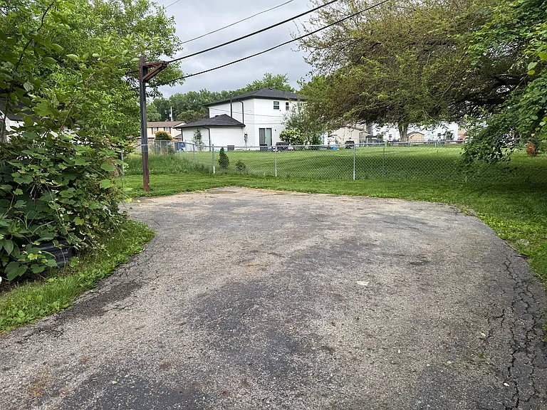 511 Diven Ln #511 — Photo 8