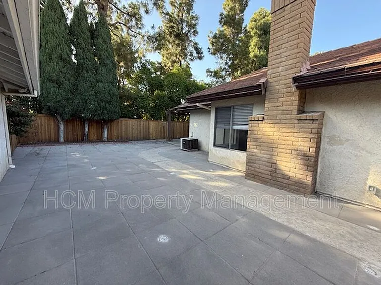 51 Sparrowhawk — Photo 4