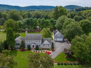 218 Aldin Rd, Stewartsville, NJ 08886