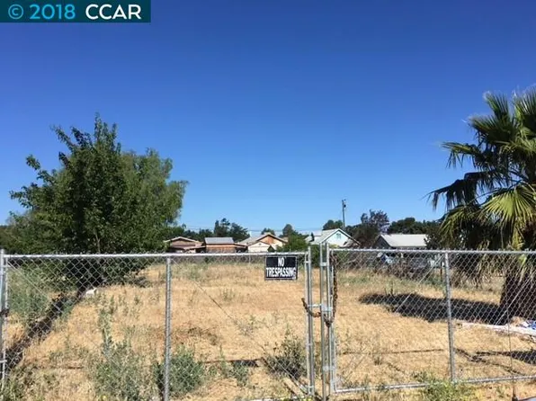 83 Fairview Ave, Bay Point, CA 94565