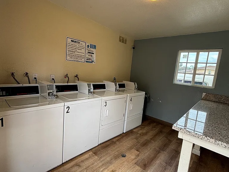 2573 Ulric St #14 — Photo 9