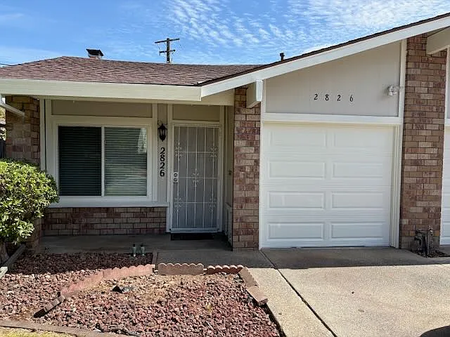 2826 Edison Ave — Photo 2