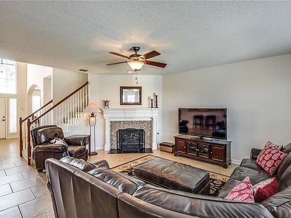 4th image of 9904 Presthope Dr