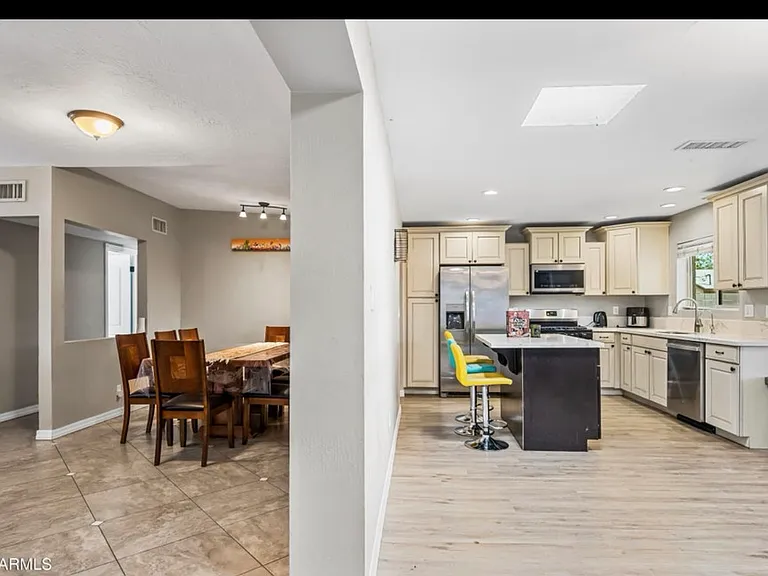 707 E Encanto Dr — Photo 14