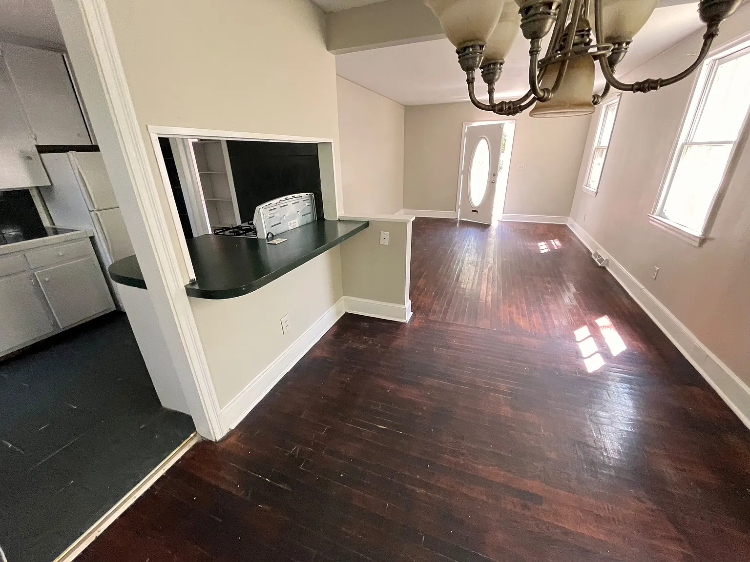 1003 Muller Ave - 1 — Photo 1