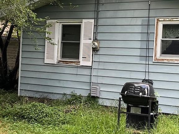 4th image of 2618 W State St