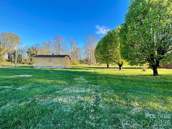 3rd image of 119 Za Hunter Rd