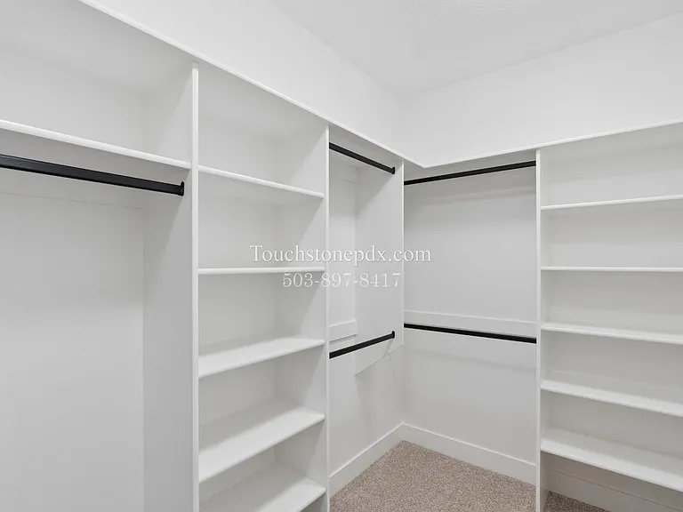 740 Jordan Elizabeth Ave SE — Photo 29