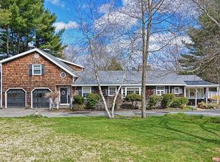 11 Hillside Dr, Sturbridge, MA 01566