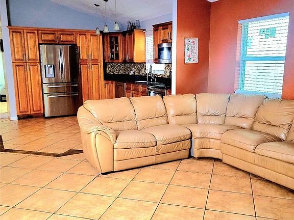 5th image of 3319 NW 23rd Court