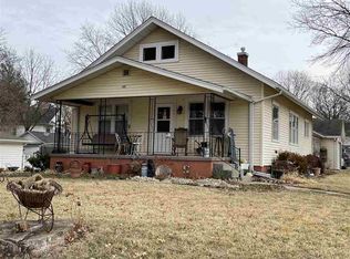 2402 Barada St, Falls City, NE 68355