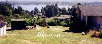 1st image of 411 100th Avenue NE