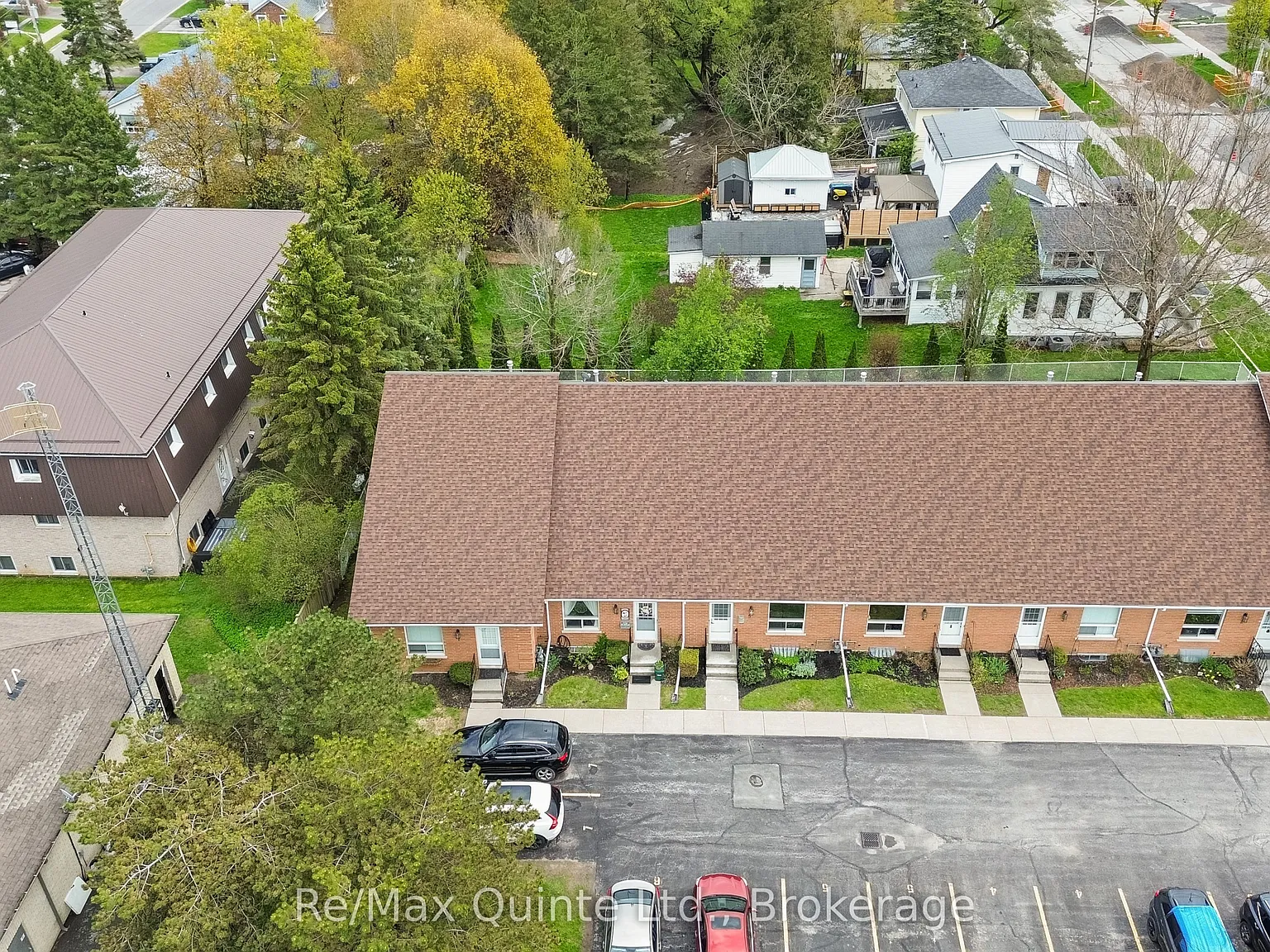 3 bed, $2,500 — Photo 2