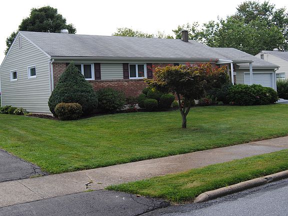 Front of House Summer