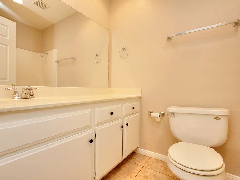 15721 Laguna Ave — Photo 11