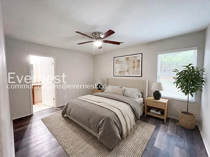 3 bed, 2.0 bath, 1328 sqft, $1,575 — Photo 3